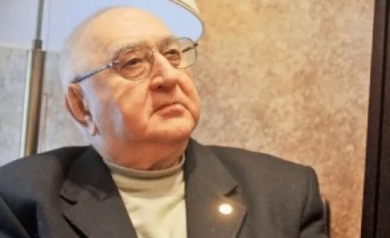 Dinu Sararu a lansat un roman autobiografic: Marele Premiu la Monte Carlo sau dedublarea