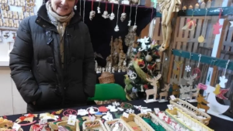 Rodica Milasan: "Ornamentele mele traforate din lemn sunt foarte apreciate!"