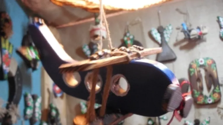 Sculpturile in lemn create de Andrei Burtea au ajuns de la Sala Dalles in Austria!