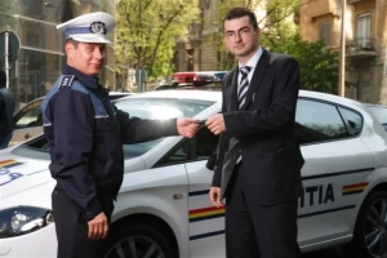 Sondaj al Politiei Romane: Atitudinile conducatorilor auto privind riscul in trafic
