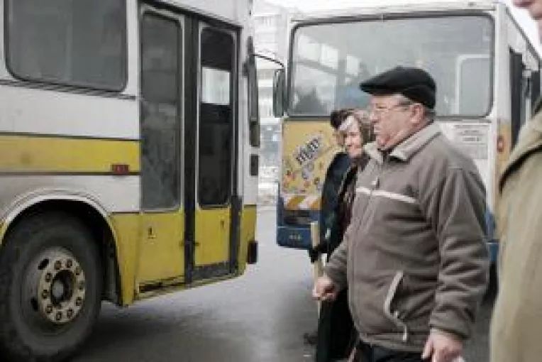 Transport gratuit  pentru pensionari