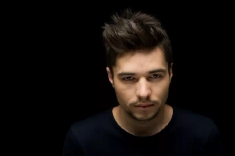 Vanotek lanseaza piesa Take the Highway